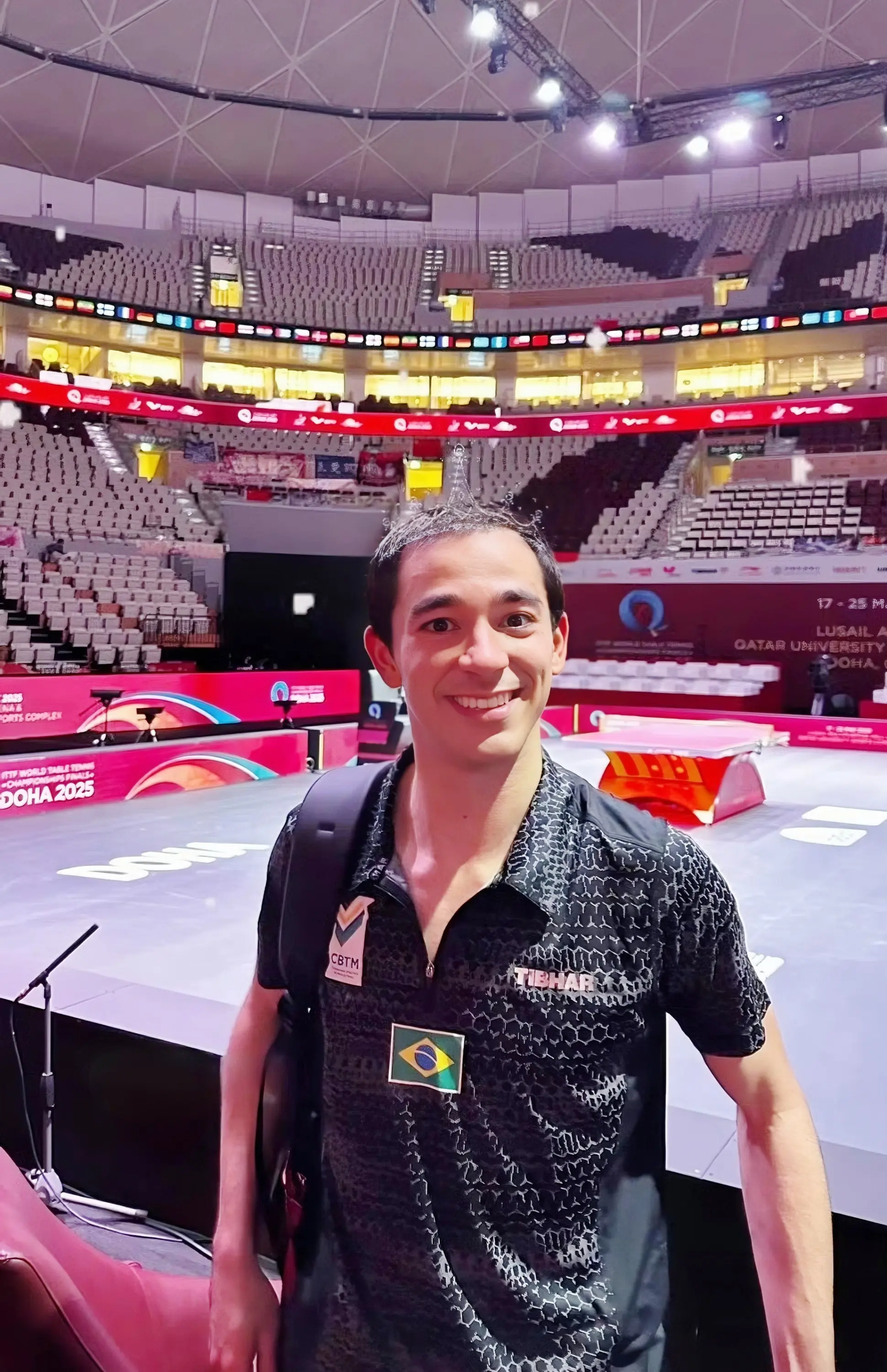 和全世界都, 他积极发动, 他显然是汲 和全世界都, 他积极发动, 他显然是汲